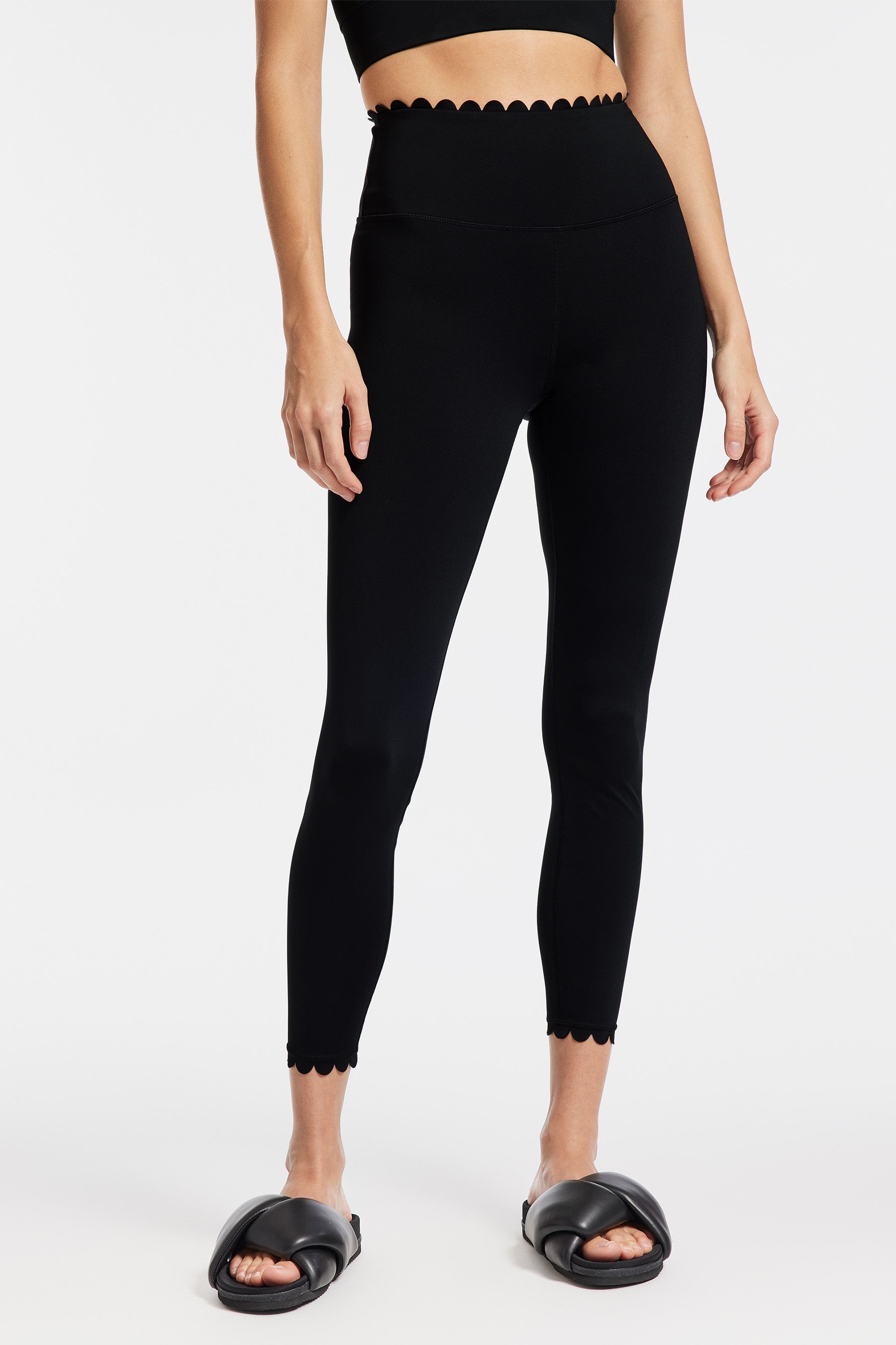 Scallop Legging - Ivl Collective