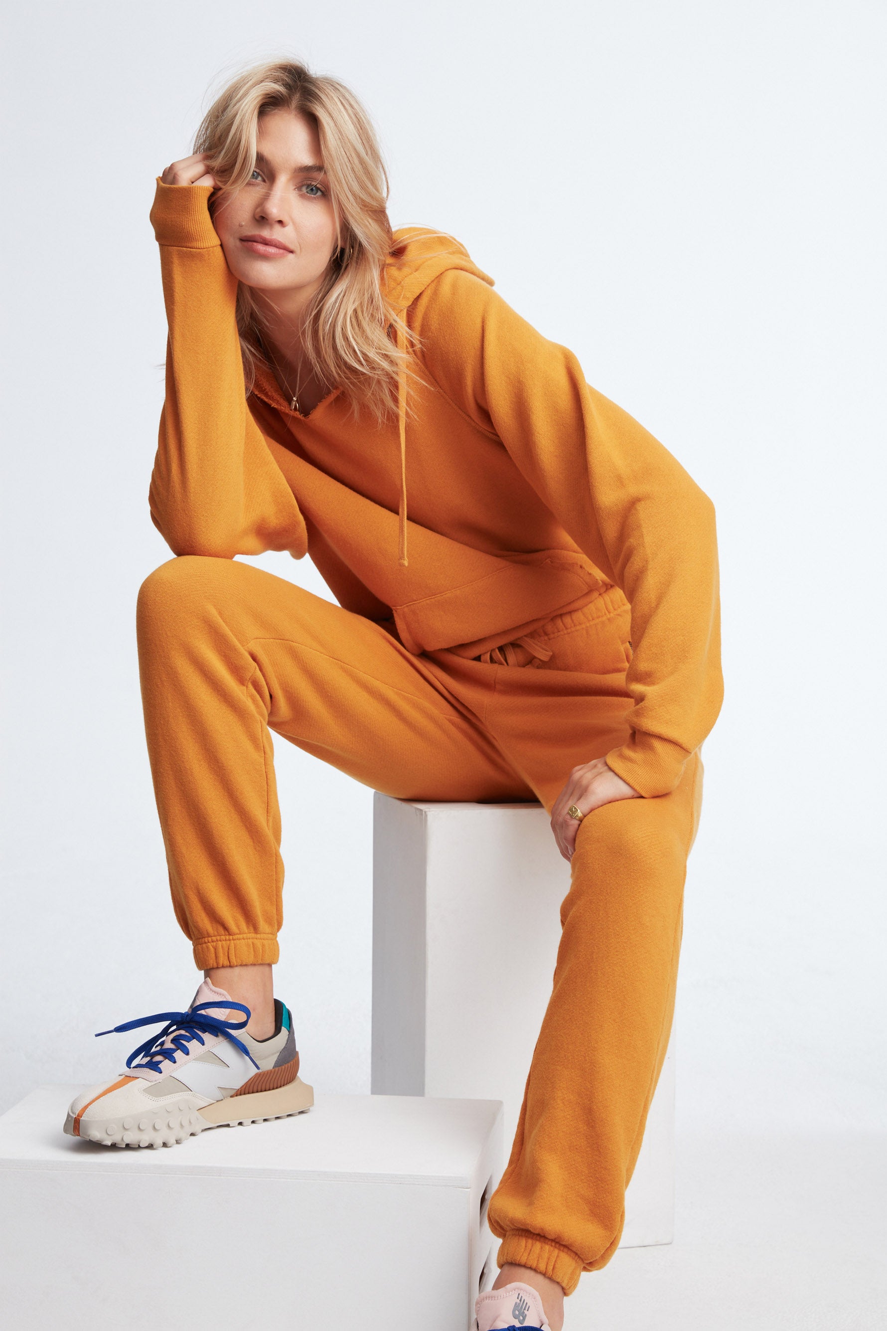 Jules - BANDIER The Bandier Sweatpant for Juniper Sincerely